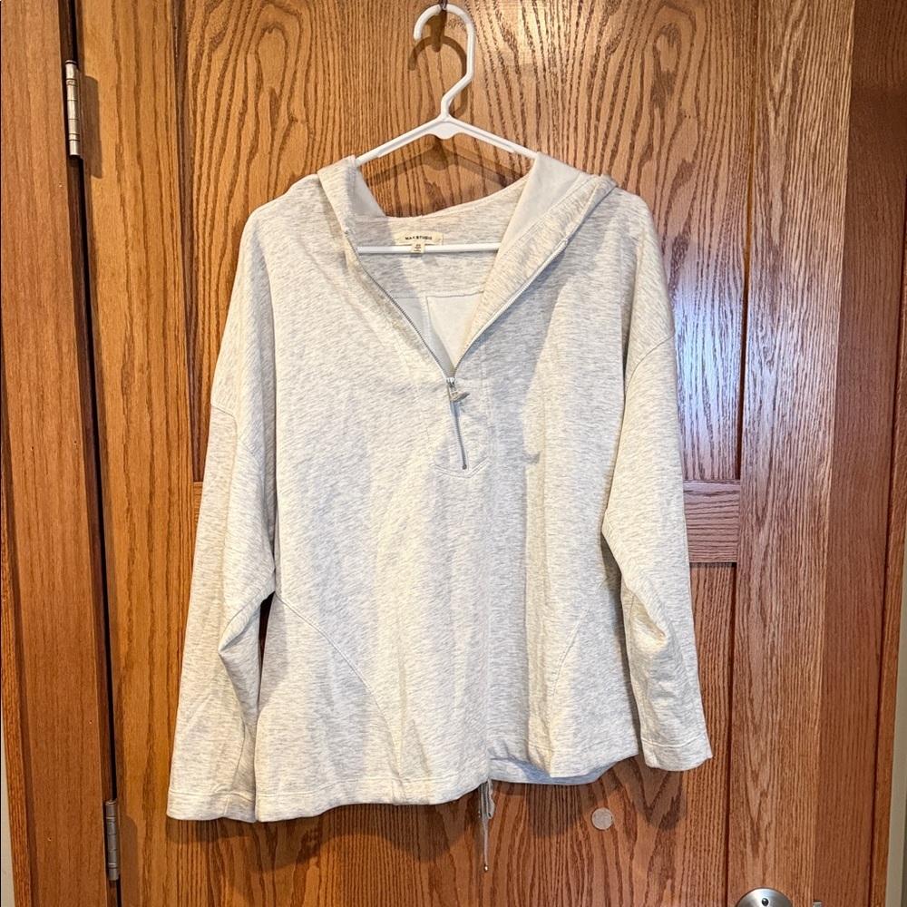 Max Studio Women’s Heather Gray Top 2X EUC